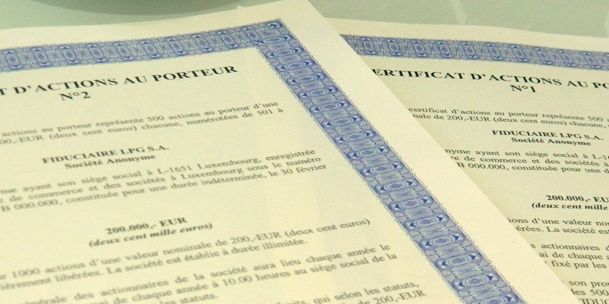 Immobilization of bearer shares