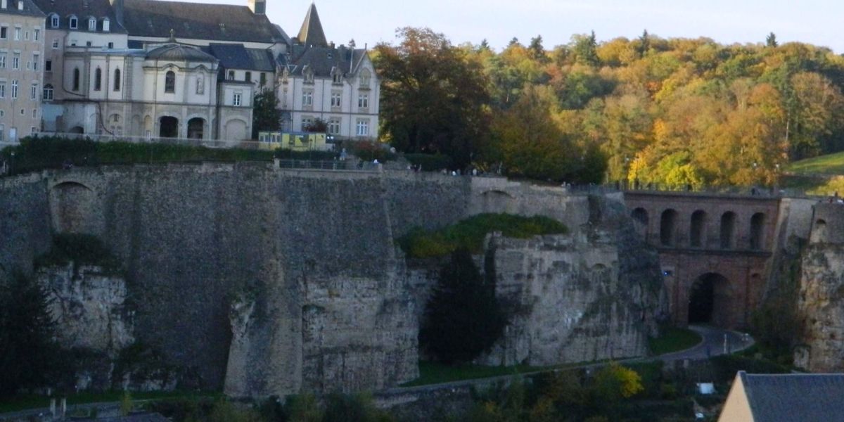 LPG Luxembourg : l'amortissement d'un fond de commerce.